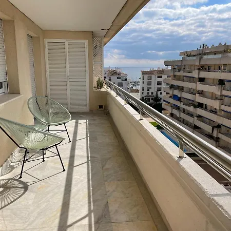 Puerto Banus Moderno Apartament *