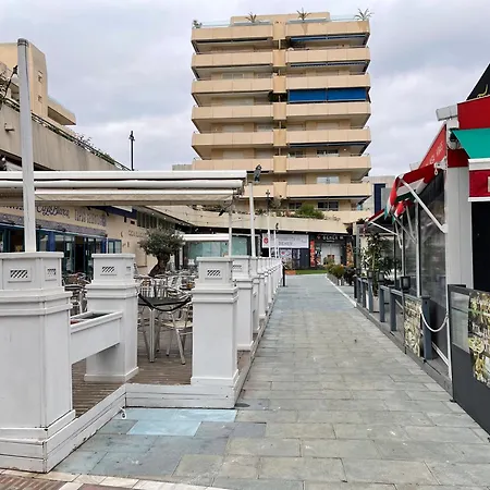 Puerto Banus Moderno